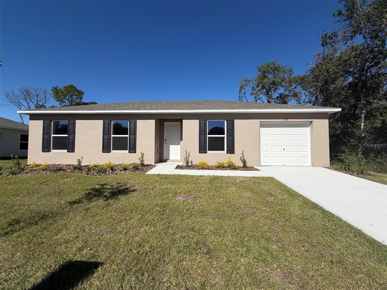219 SPOONBILL LN