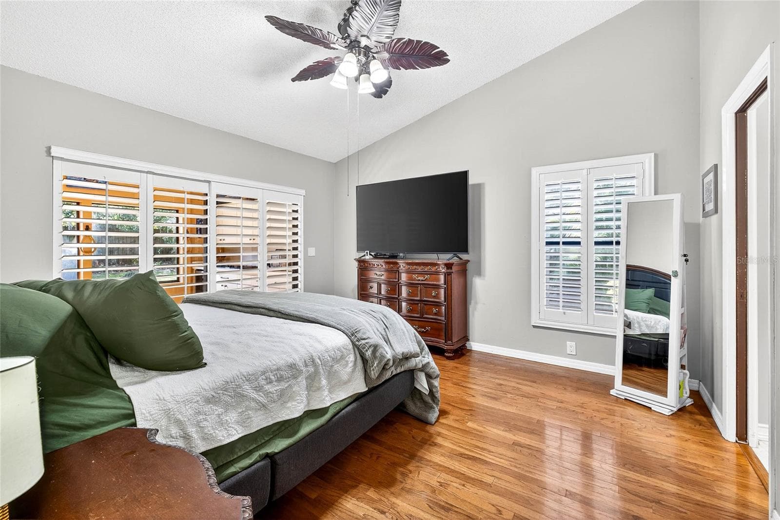 Primary bedroom - 2835 HAMMOCK DR, PLANT CITY