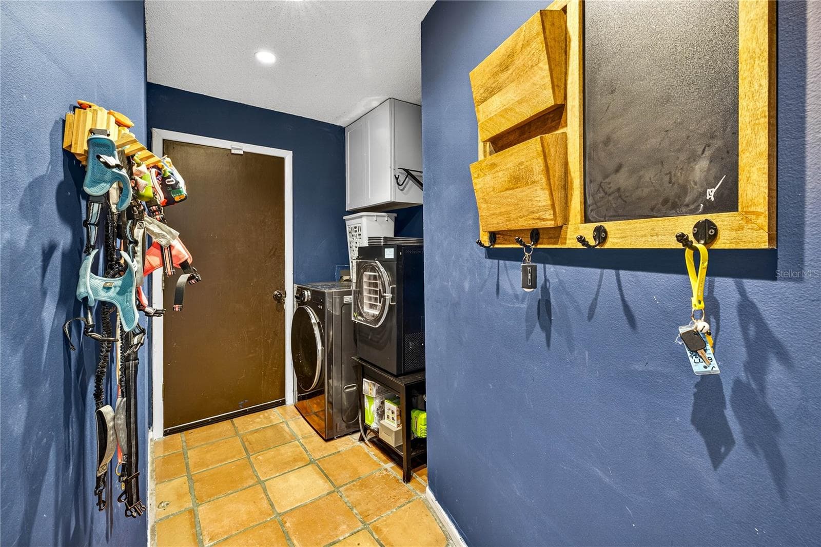 washer and dryer - 2835 HAMMOCK DR, PLANT CITY