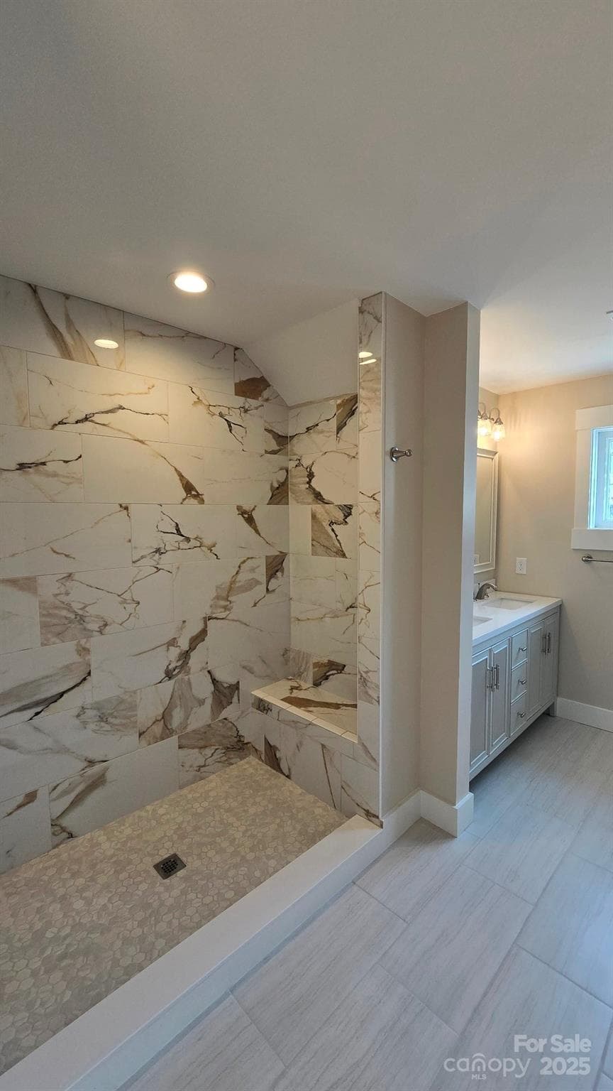 Primary bathroom - Gastonia