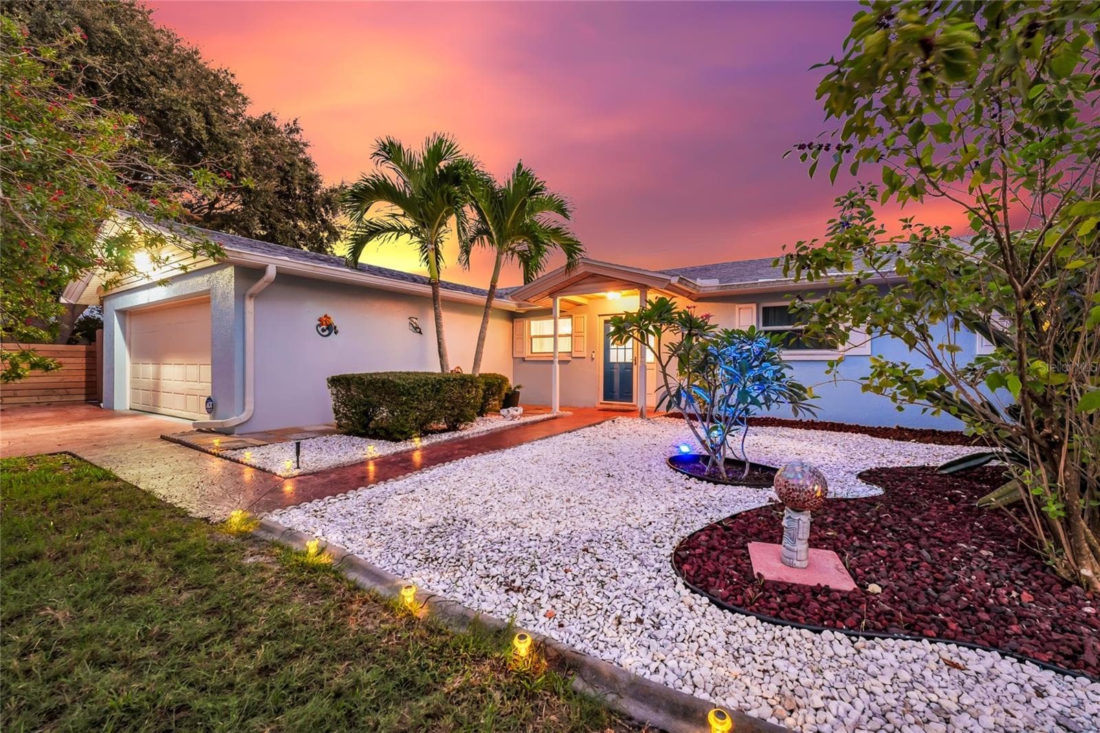 363 HARBOR DR