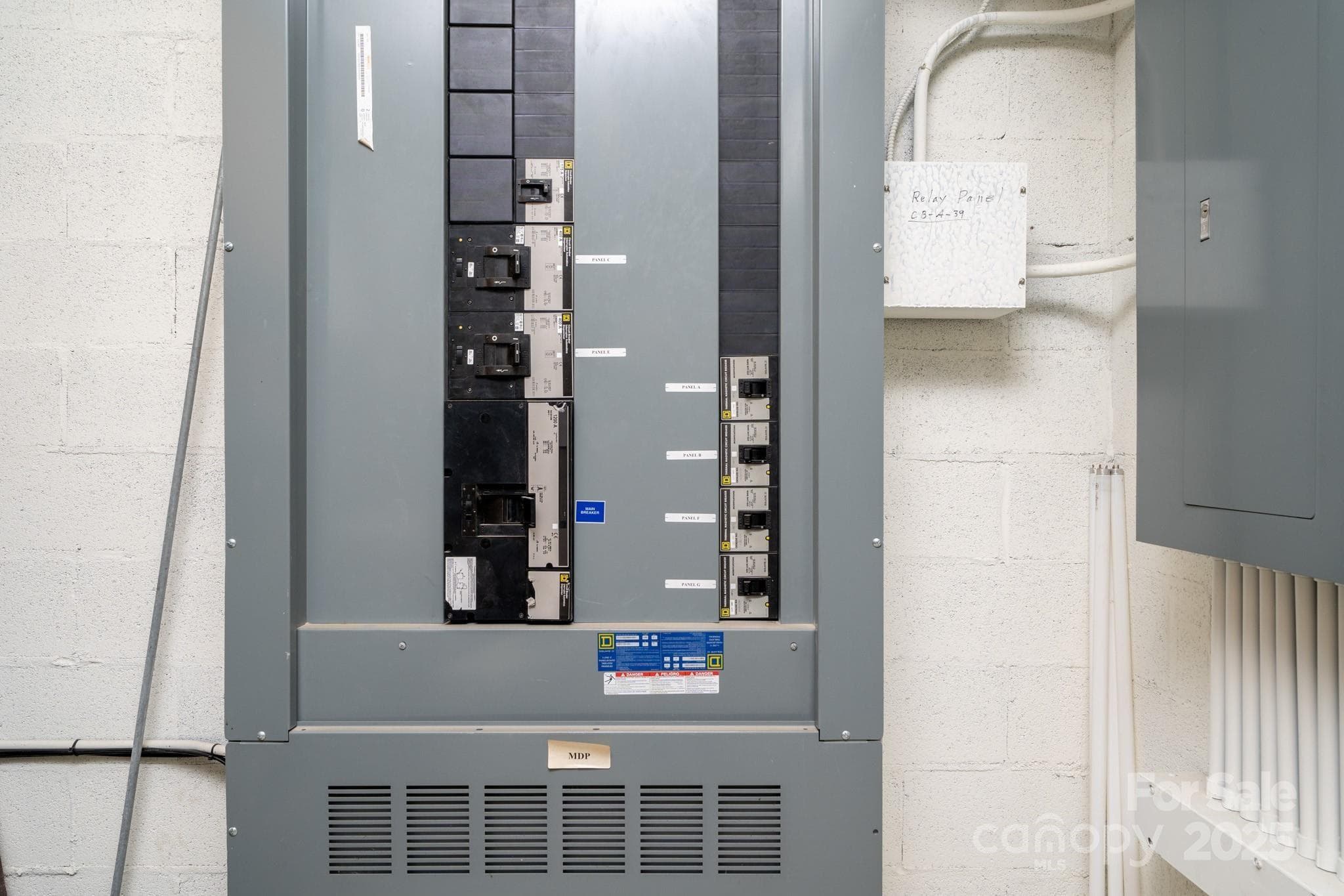 3-Phase Eletric Power - Hendersonville