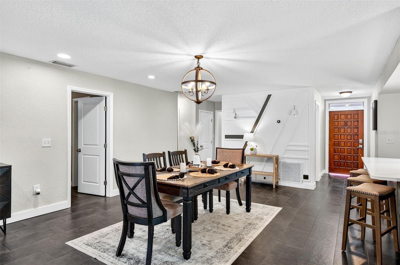dining area - 2366 PEMBROOK DR, CLEARWATER