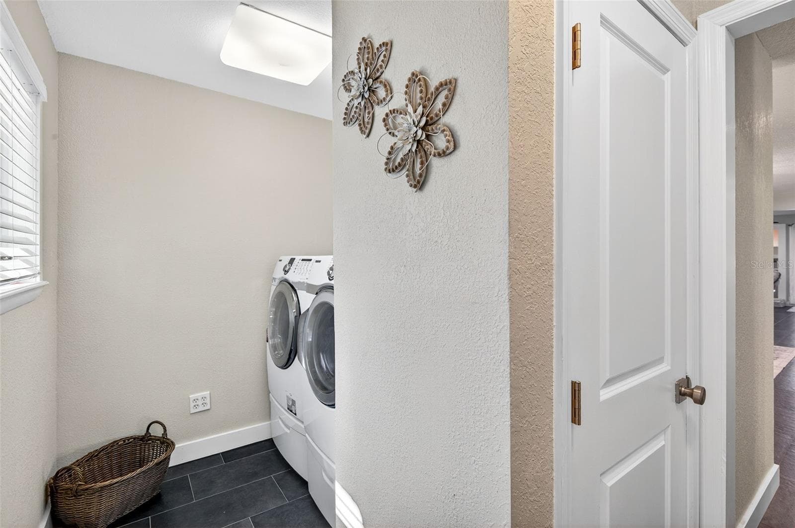 inside laundry - 2366 PEMBROOK DR, CLEARWATER
