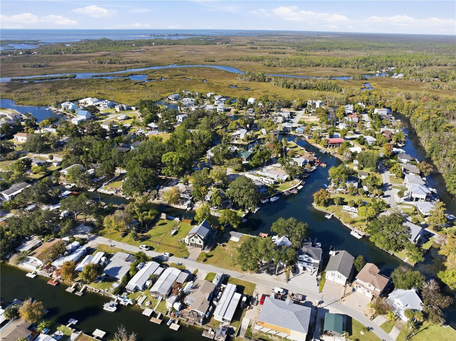 Land at 0 CIRCLE DR, WEEKI WACHEE, photo 9 of 14