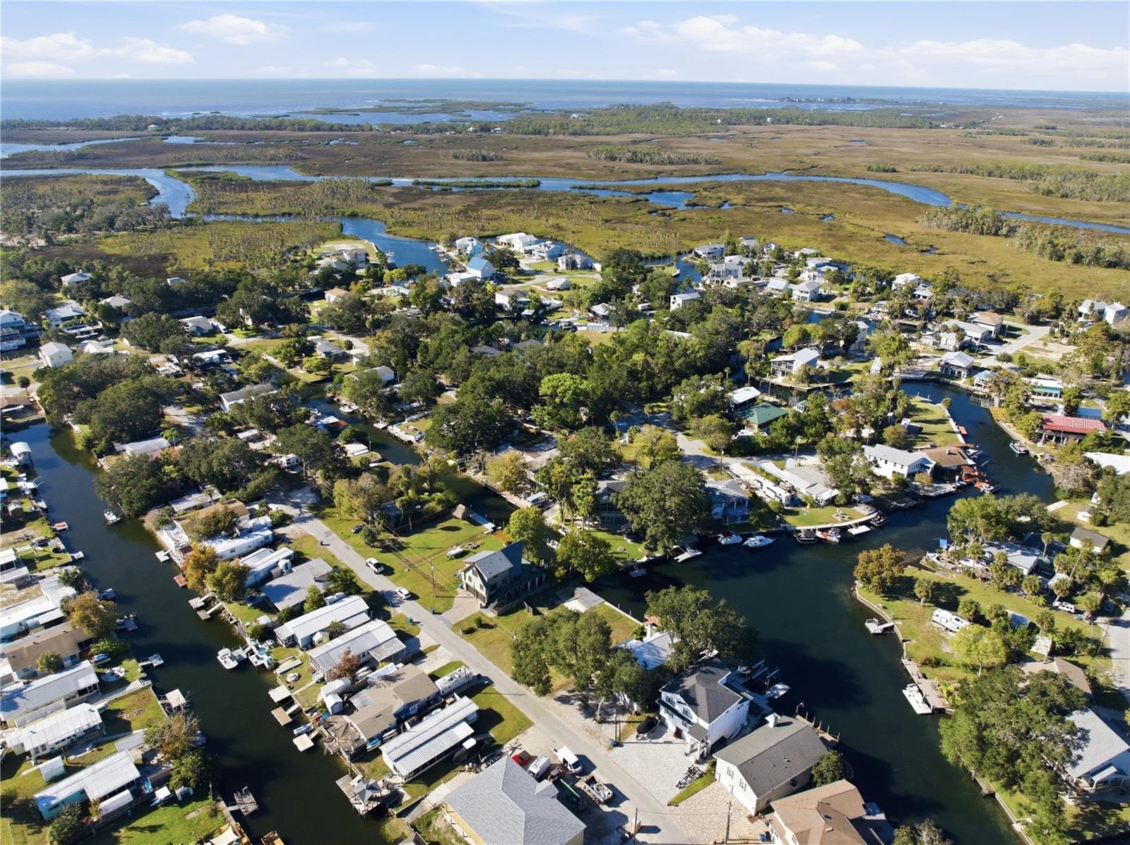 Land at 0 CIRCLE DR, WEEKI WACHEE, photo 10 of 14