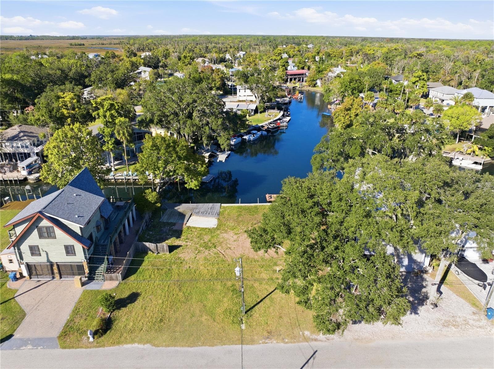 Land at 00 CIRCLE DR, WEEKI WACHEE, photo 4 of 19