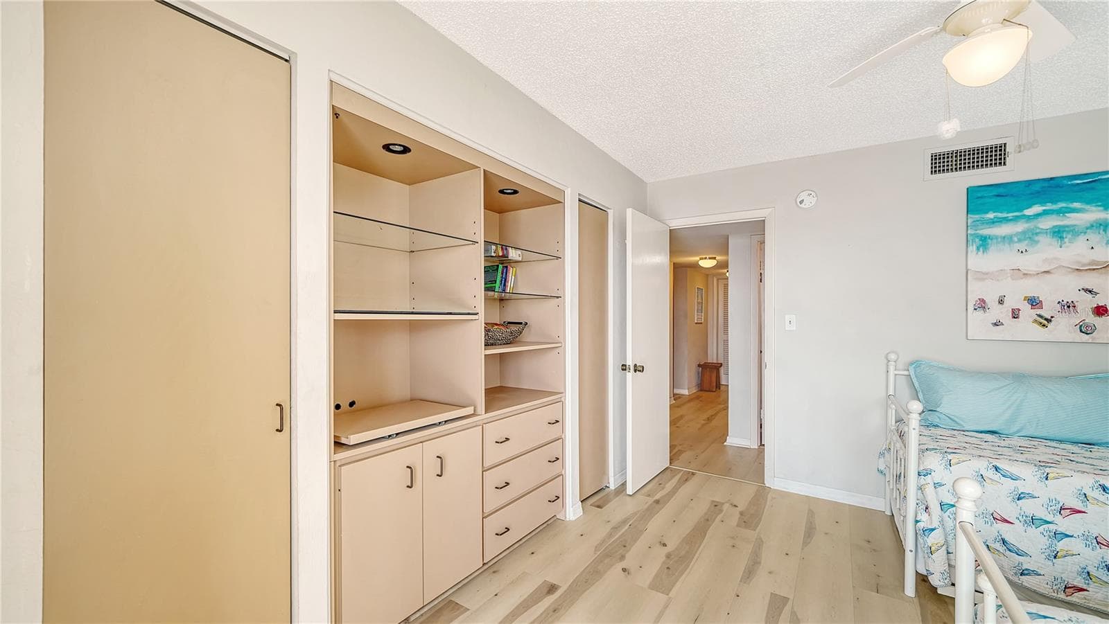 Guest Room with Built in Cabinets and 2 Closets! - 4500 GULF OF MEXICO DR #206, LONGBOAT KEY