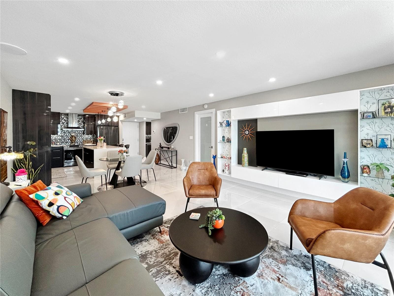 Condominium at 101 S GULFSTREAM AVE #9C, SARASOTA, photo 15 of 26
