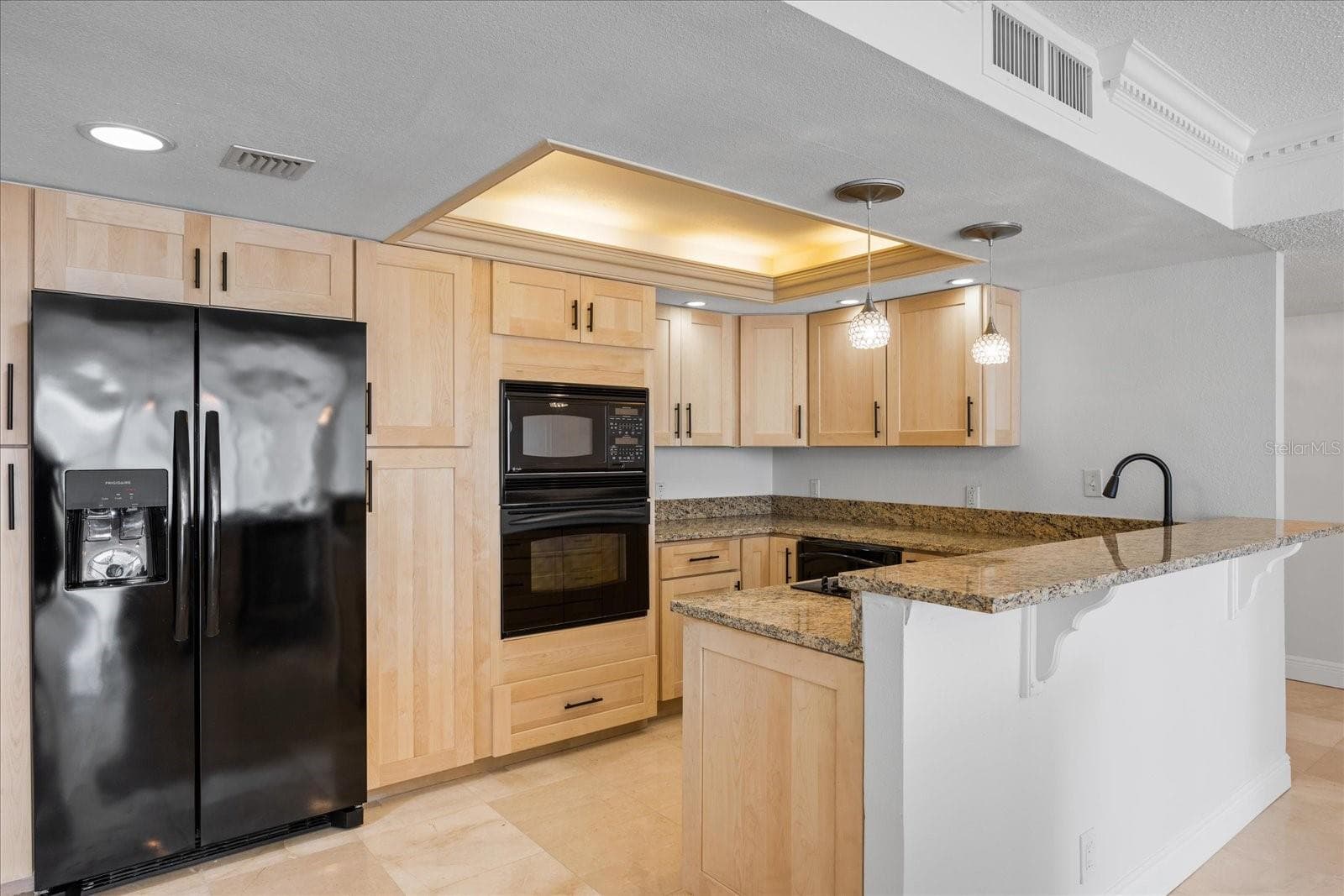 Condominium at 100 OAKMONT LN #101, BELLEAIR, photo 11 of 50