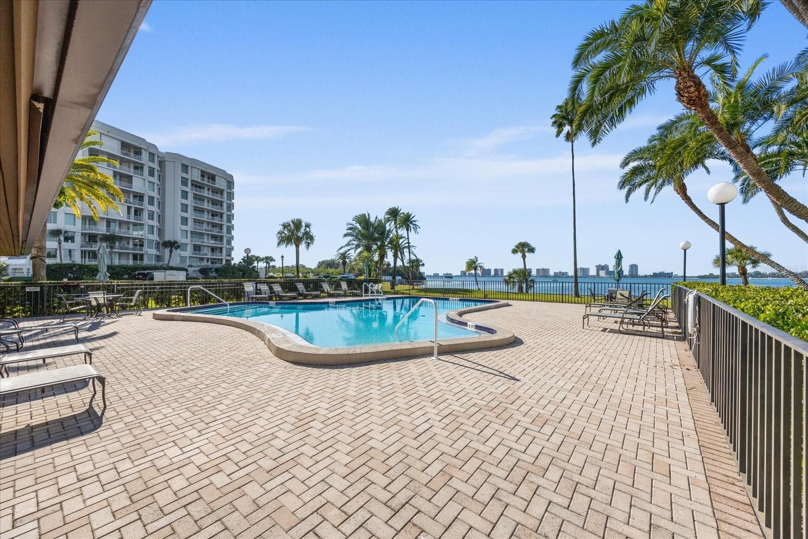 Condominium at 100 OAKMONT LN #101, BELLEAIR, photo 28 of 50