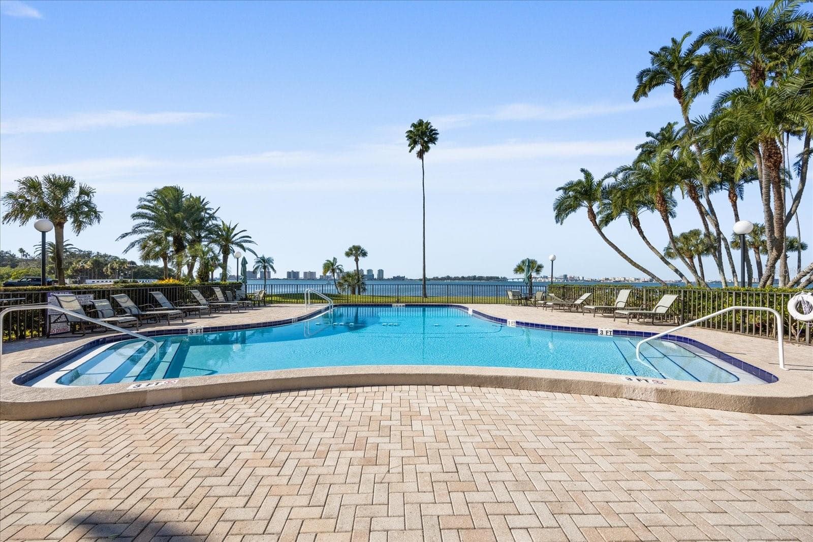 Condominium at 100 OAKMONT LN #101, BELLEAIR, photo 29 of 50