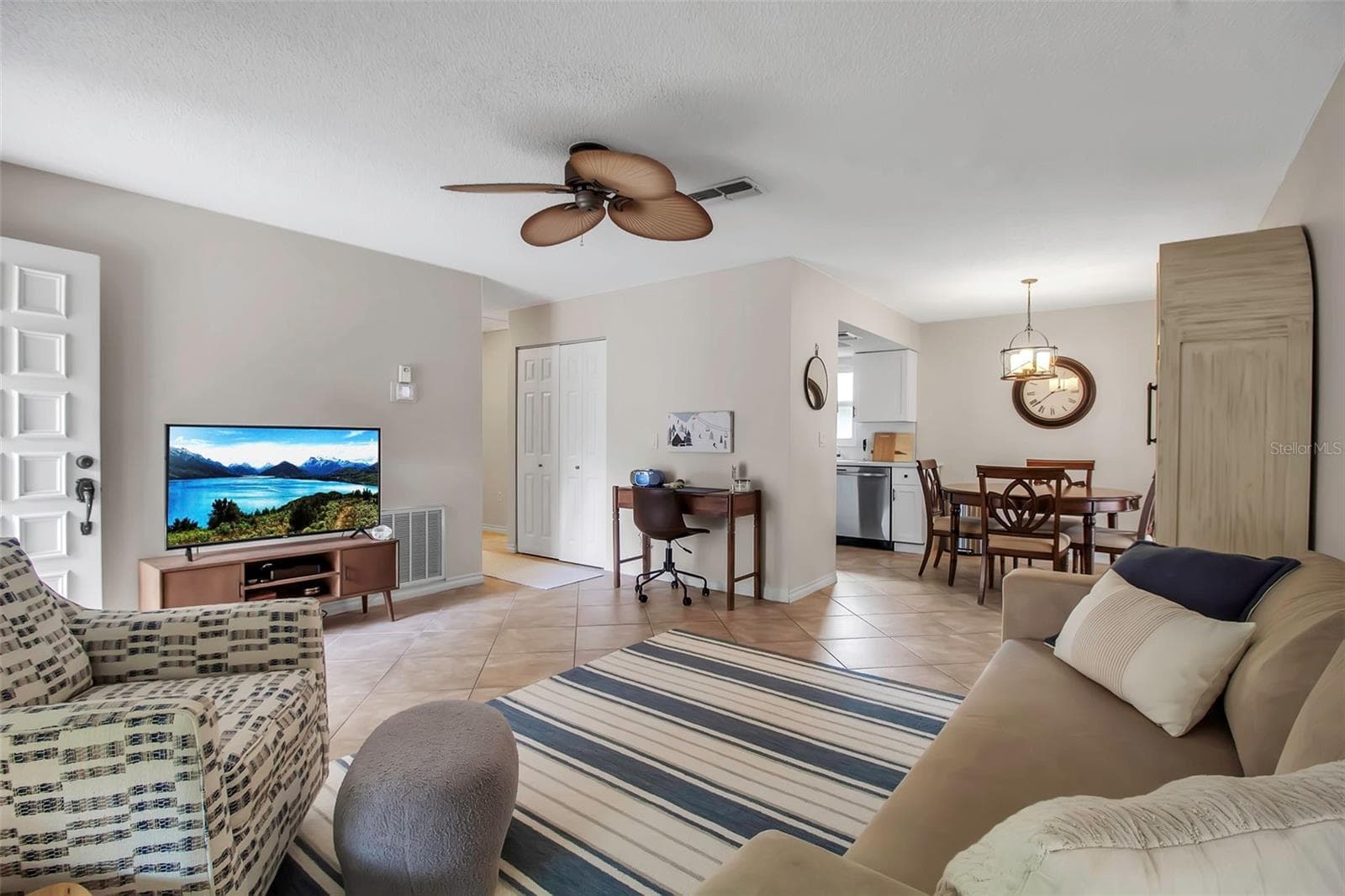 Villa at 721 N JEFFERSON AVE #721, SARASOTA, photo 6 of 33