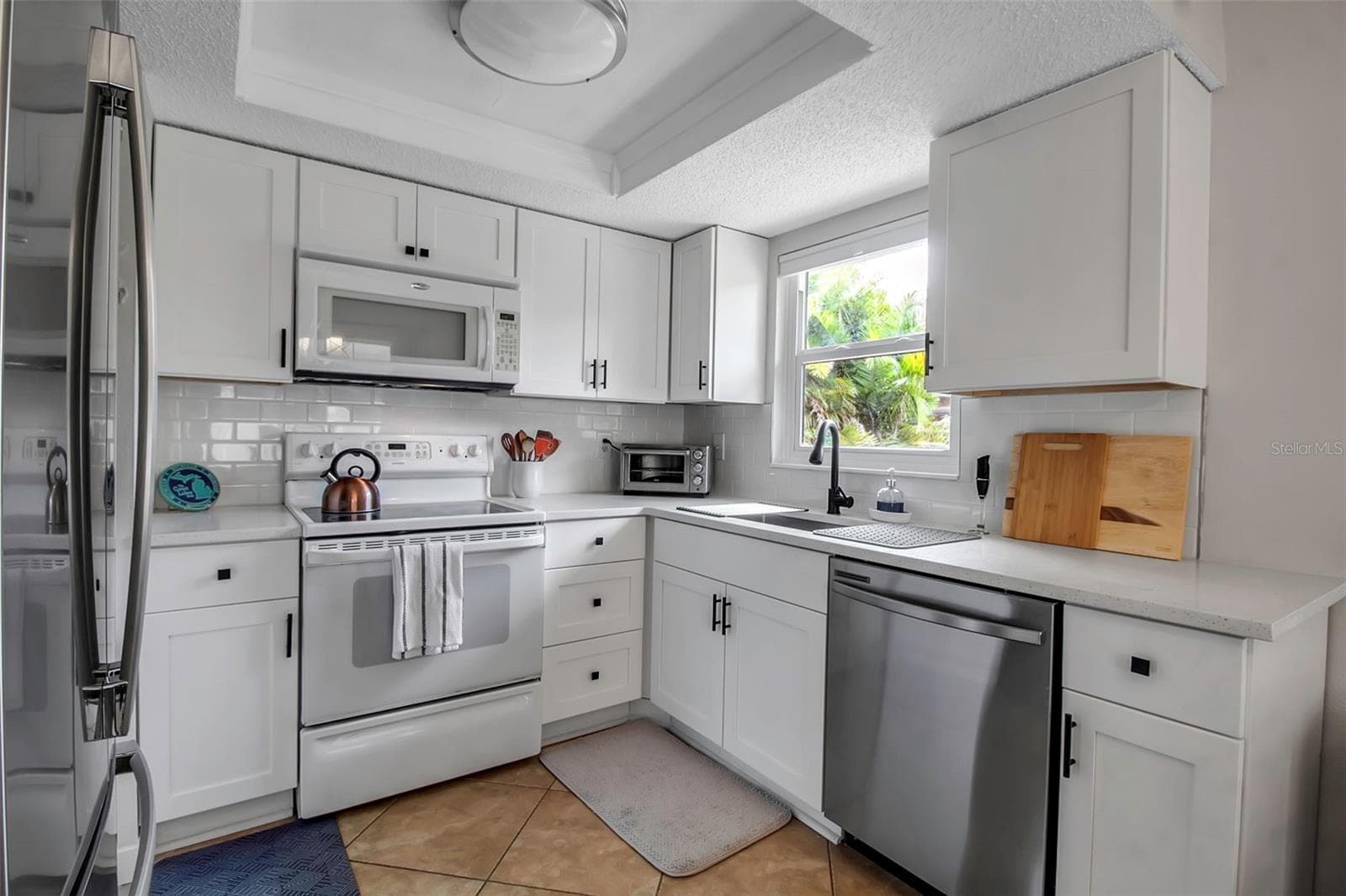 Villa at 721 N JEFFERSON AVE #721, SARASOTA, photo 12 of 33