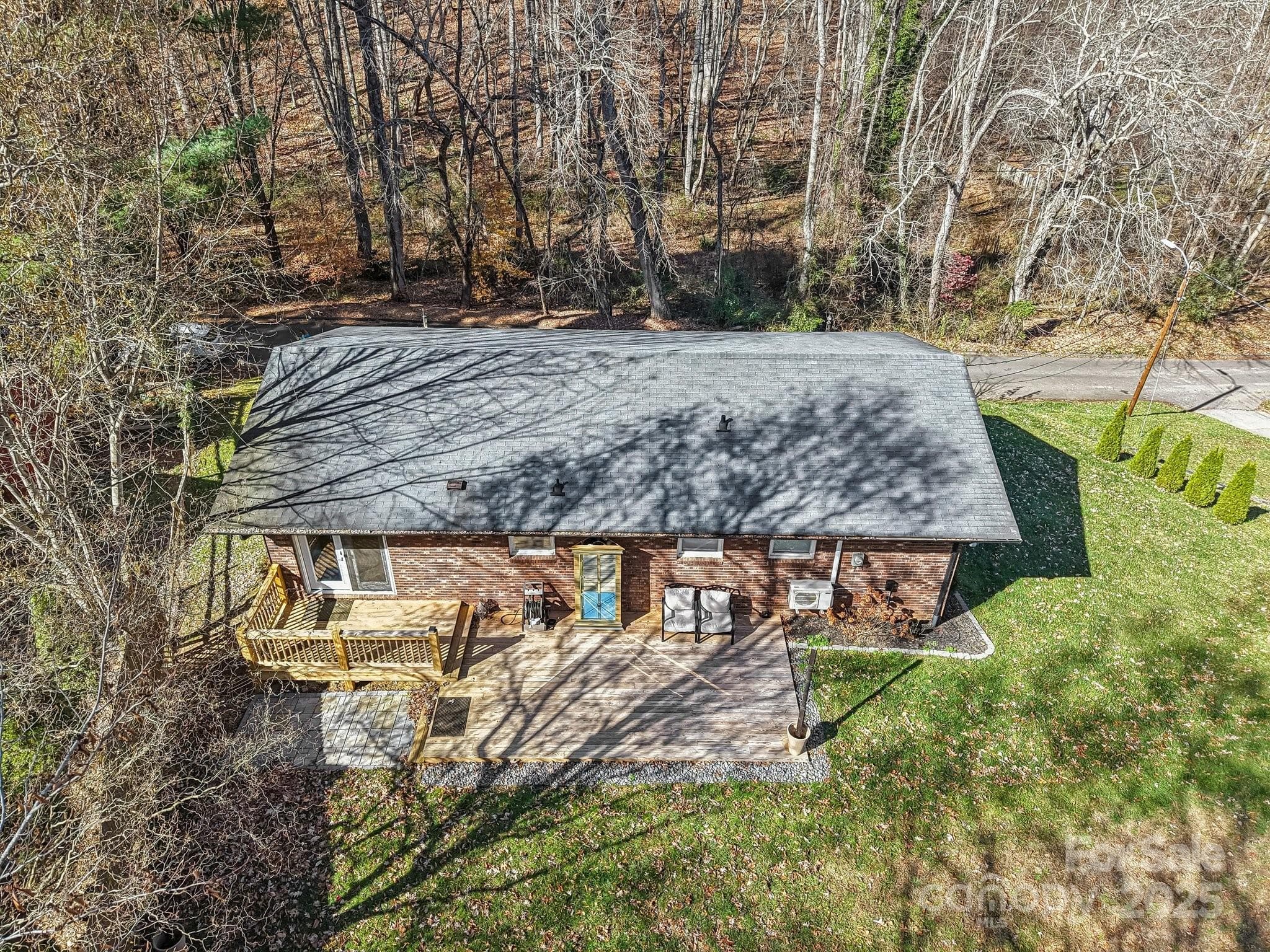 Single Family Residence at Waynesville, photo 43 of 44