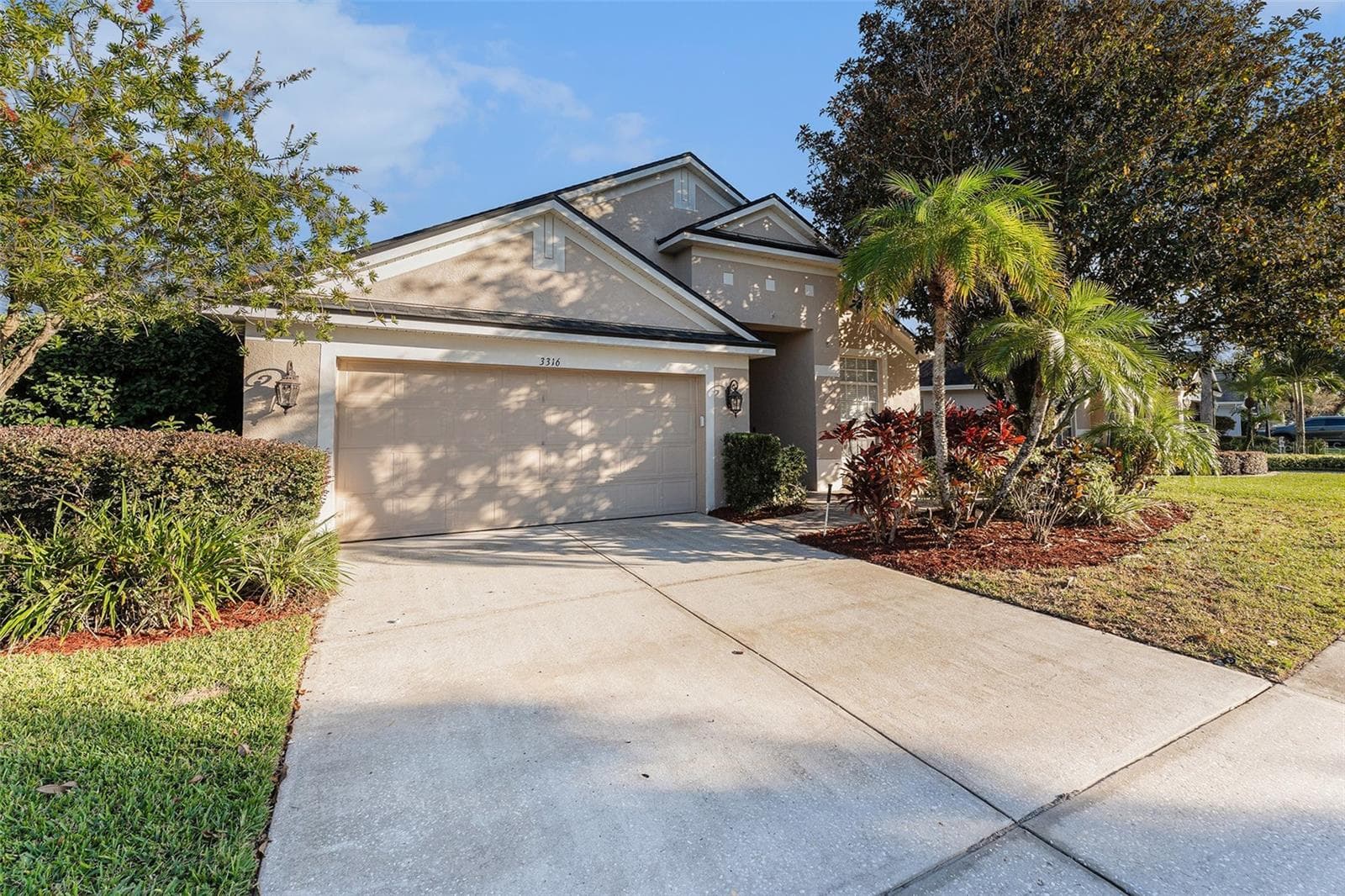 Single Family Residence at 3316 STONEBRIDGE TRL, VALRICO, photo 2 of 29