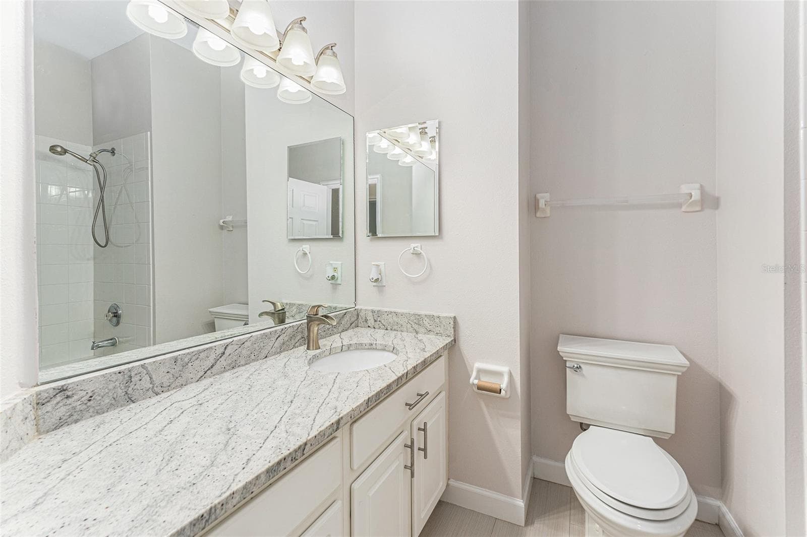 Single Family Residence at 3316 STONEBRIDGE TRL, VALRICO, photo 19 of 29