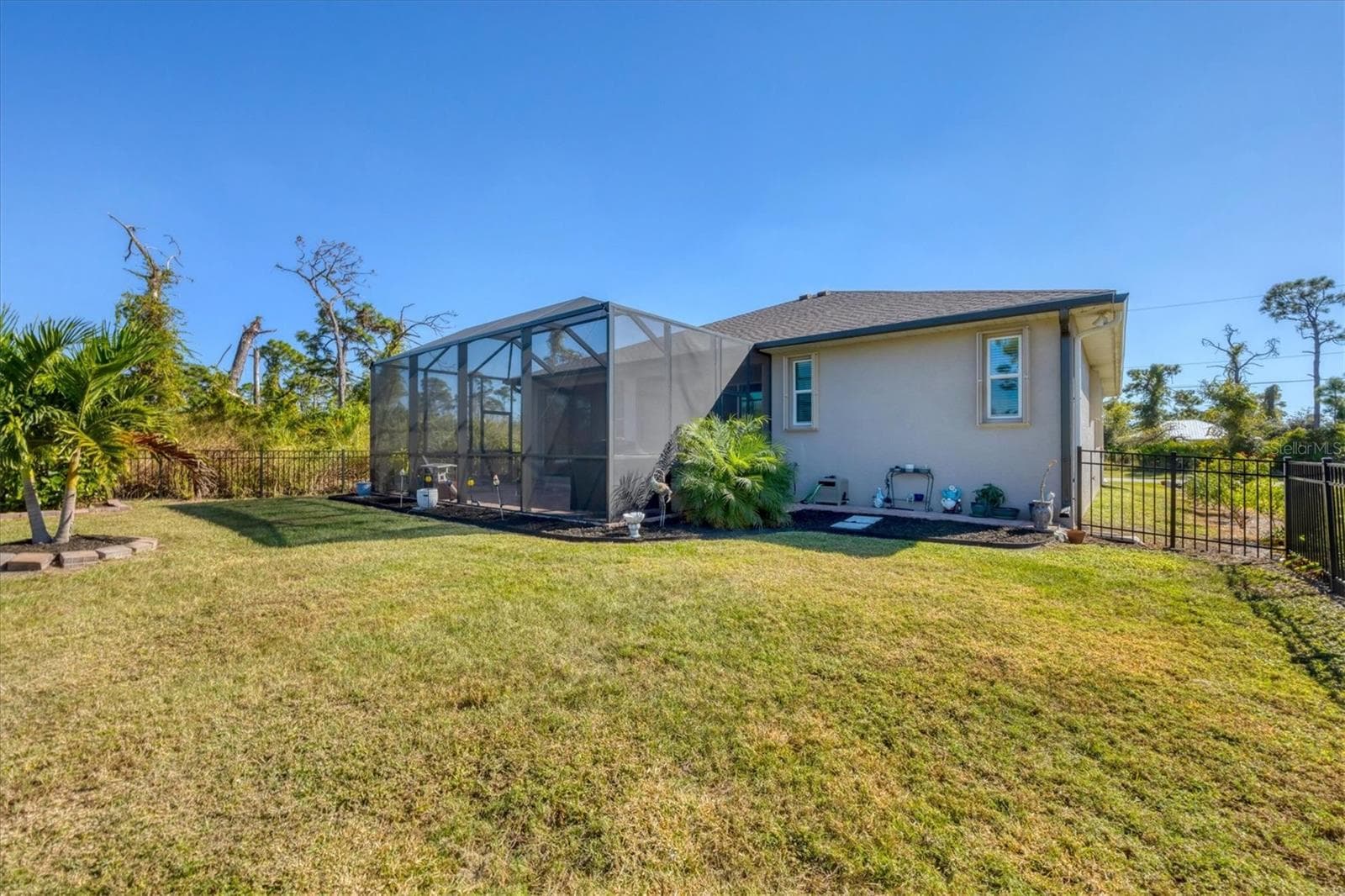 Single Family Residence at 112 BERYL DR, ROTONDA WEST, photo 43 of 47