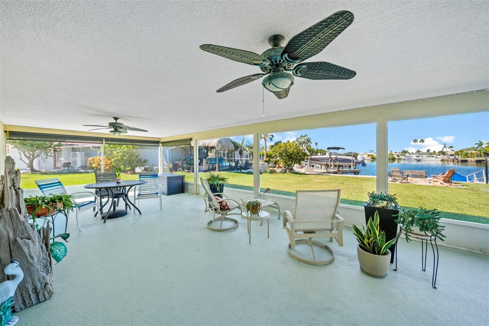 Huge Porch with Large Overhang - 3711 FLORAMAR TER, NEW PORT RICHEY