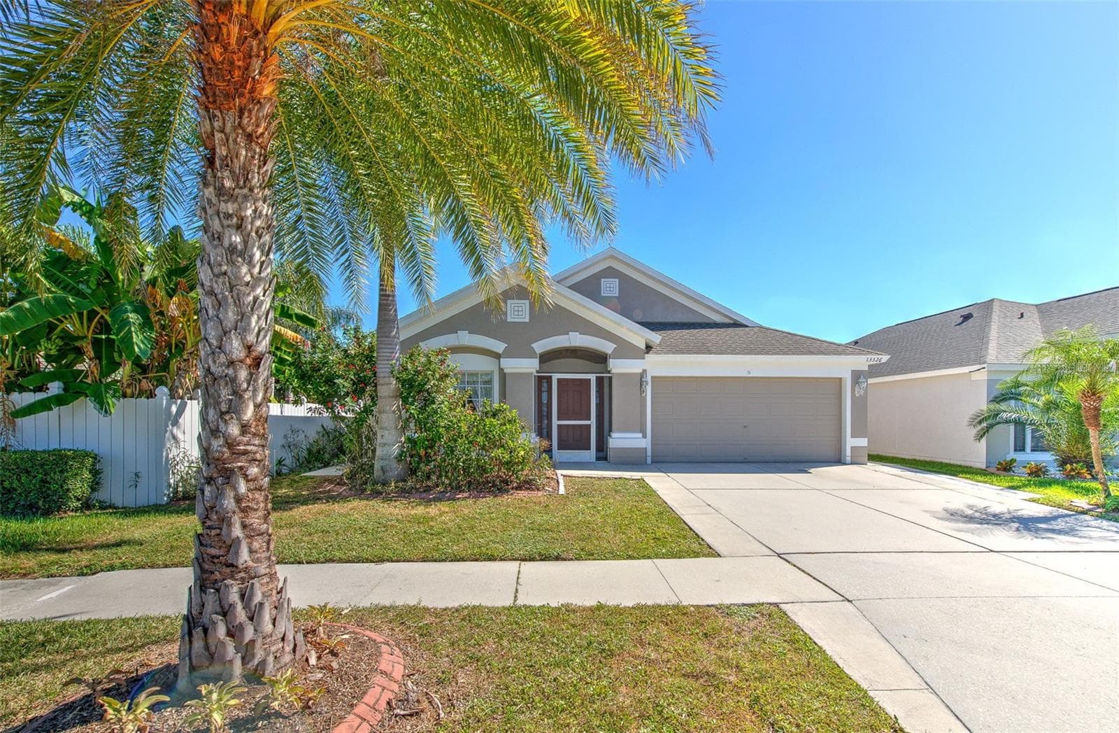 Single Family Residence at 13326 EVENING SUNSET LN, RIVERVIEW, photo 2 of 52
