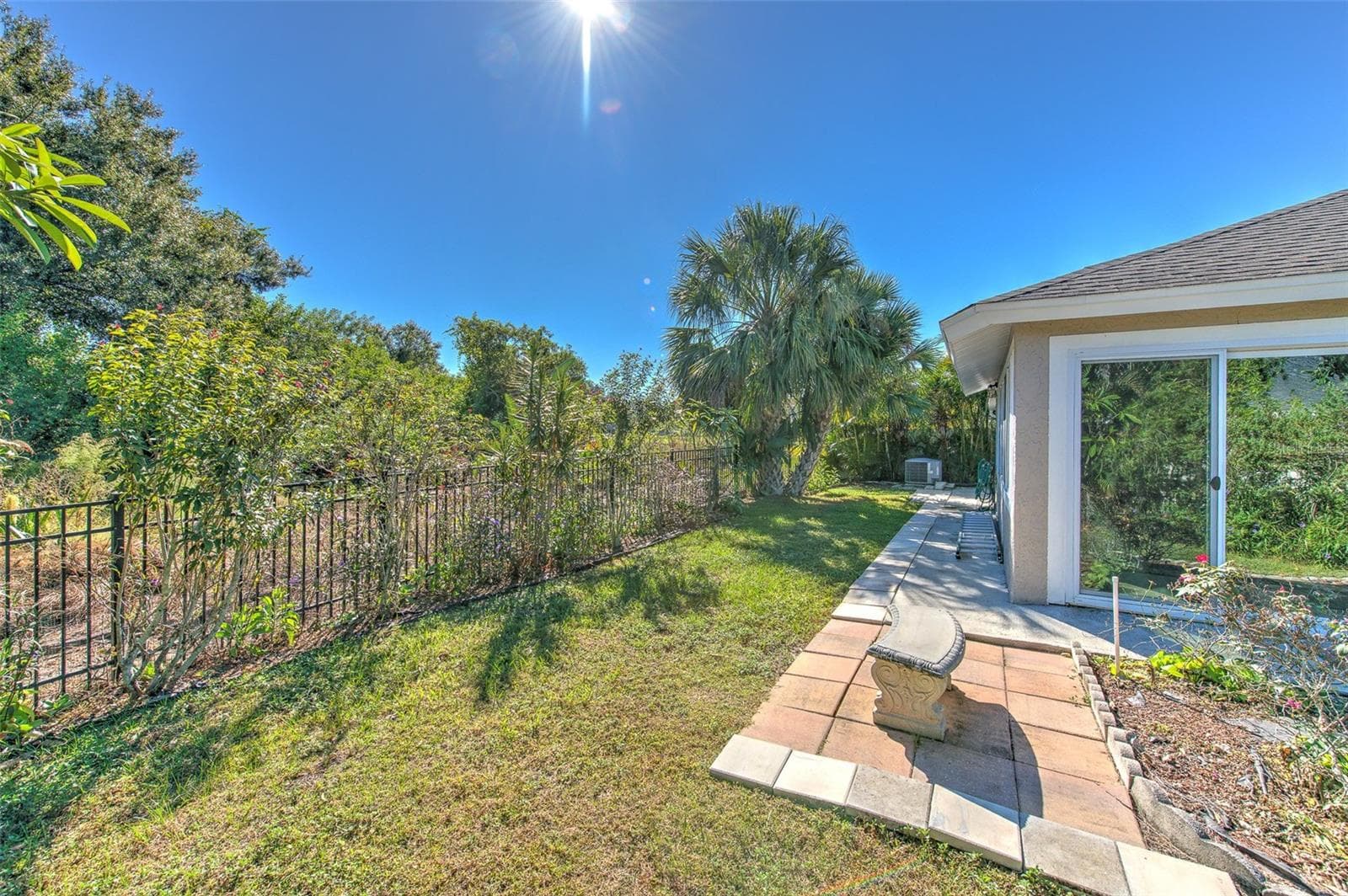 Single Family Residence at 13326 EVENING SUNSET LN, RIVERVIEW, photo 12 of 52