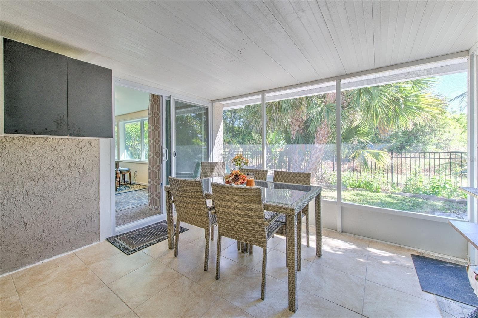 Single Family Residence at 13326 EVENING SUNSET LN, RIVERVIEW, photo 47 of 52
