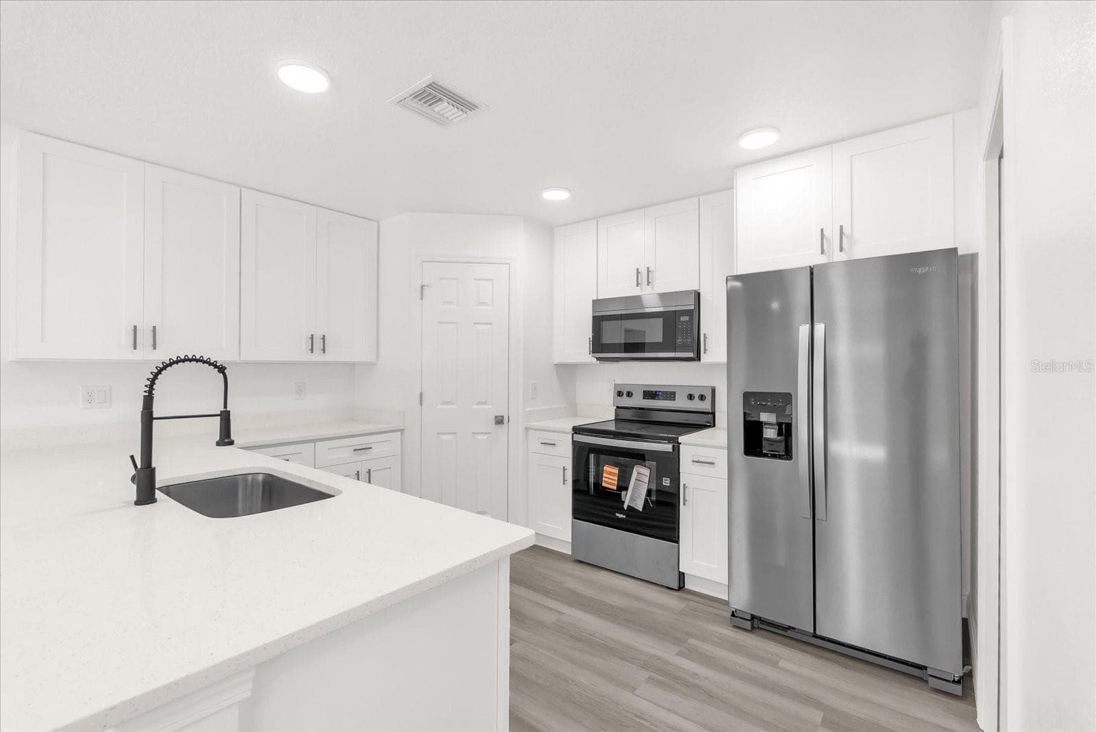 Single Family Residence at 1212 W 16TH ST, SANFORD, photo 7 of 22