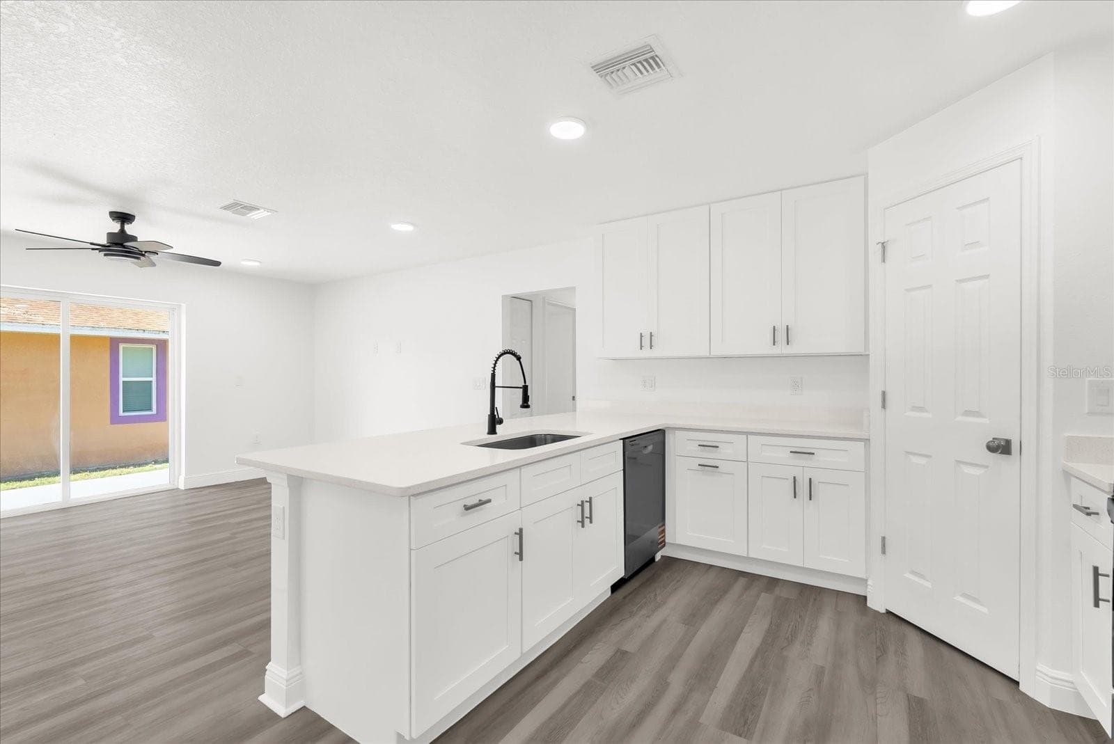 Single Family Residence at 1212 W 16TH ST, SANFORD, photo 8 of 22