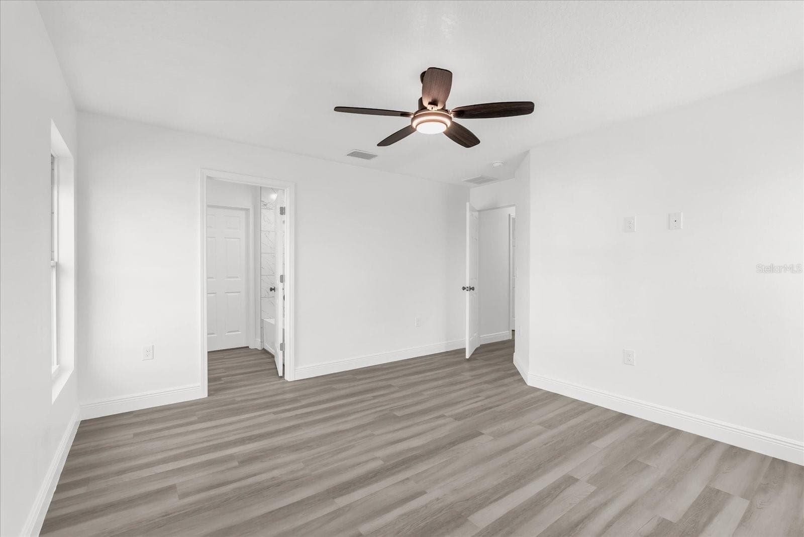 Single Family Residence at 1212 W 16TH ST, SANFORD, photo 17 of 22