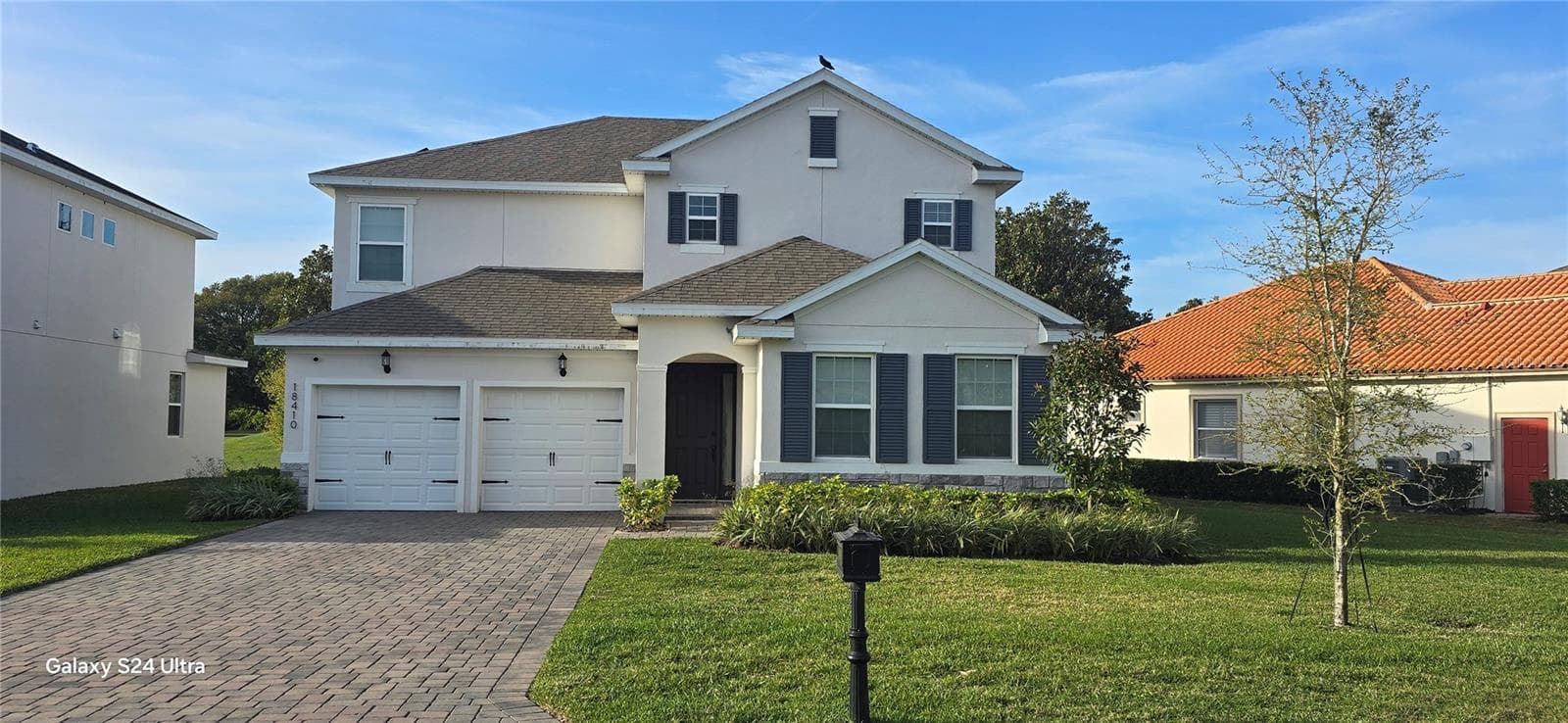 18410 BLUE HERON CIR