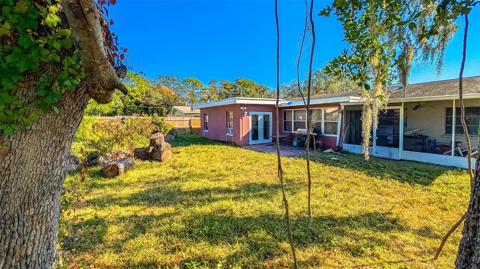 Single Family Residence at 1590 PEACEFUL LN N, CLEARWATER, photo 19 of 38