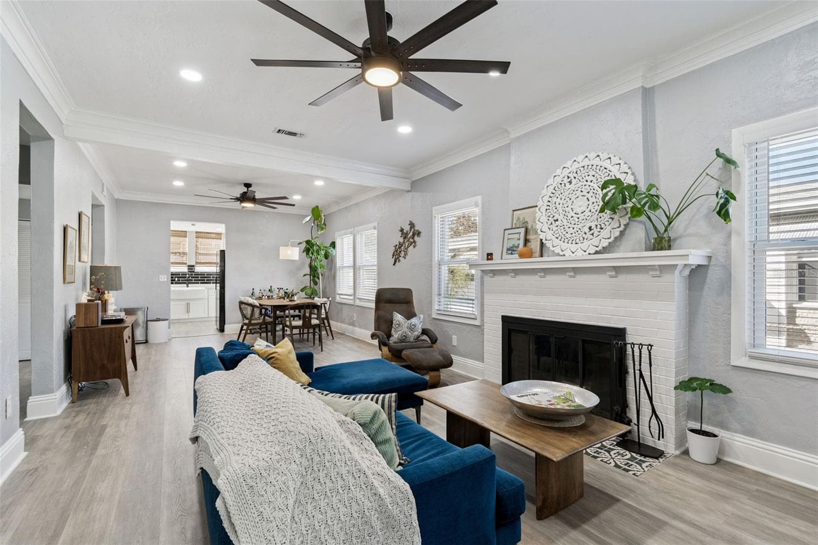 Single Family Residence at 1120 17TH AVE N, ST PETERSBURG, photo 8 of 49