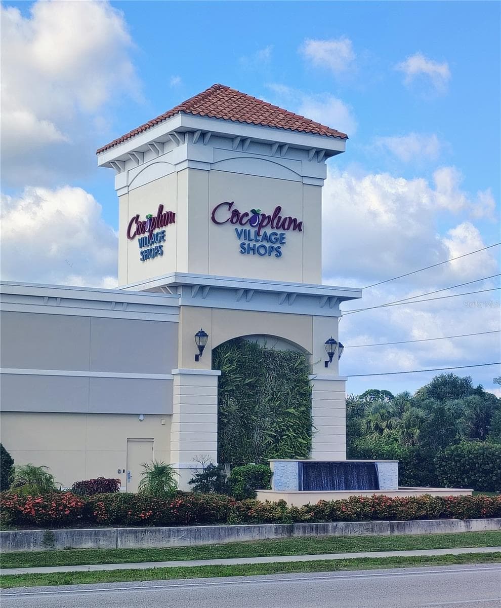 Coco Plum Plaza Nearby - ALFA TER, NORTH PORT
