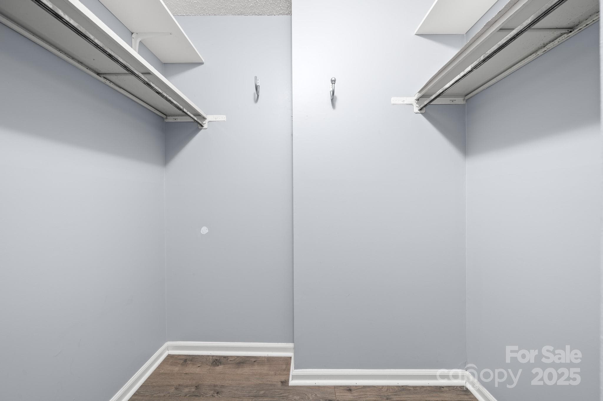 Walk-in Closet, en suite - 27 Capri Lane, Hendersonville