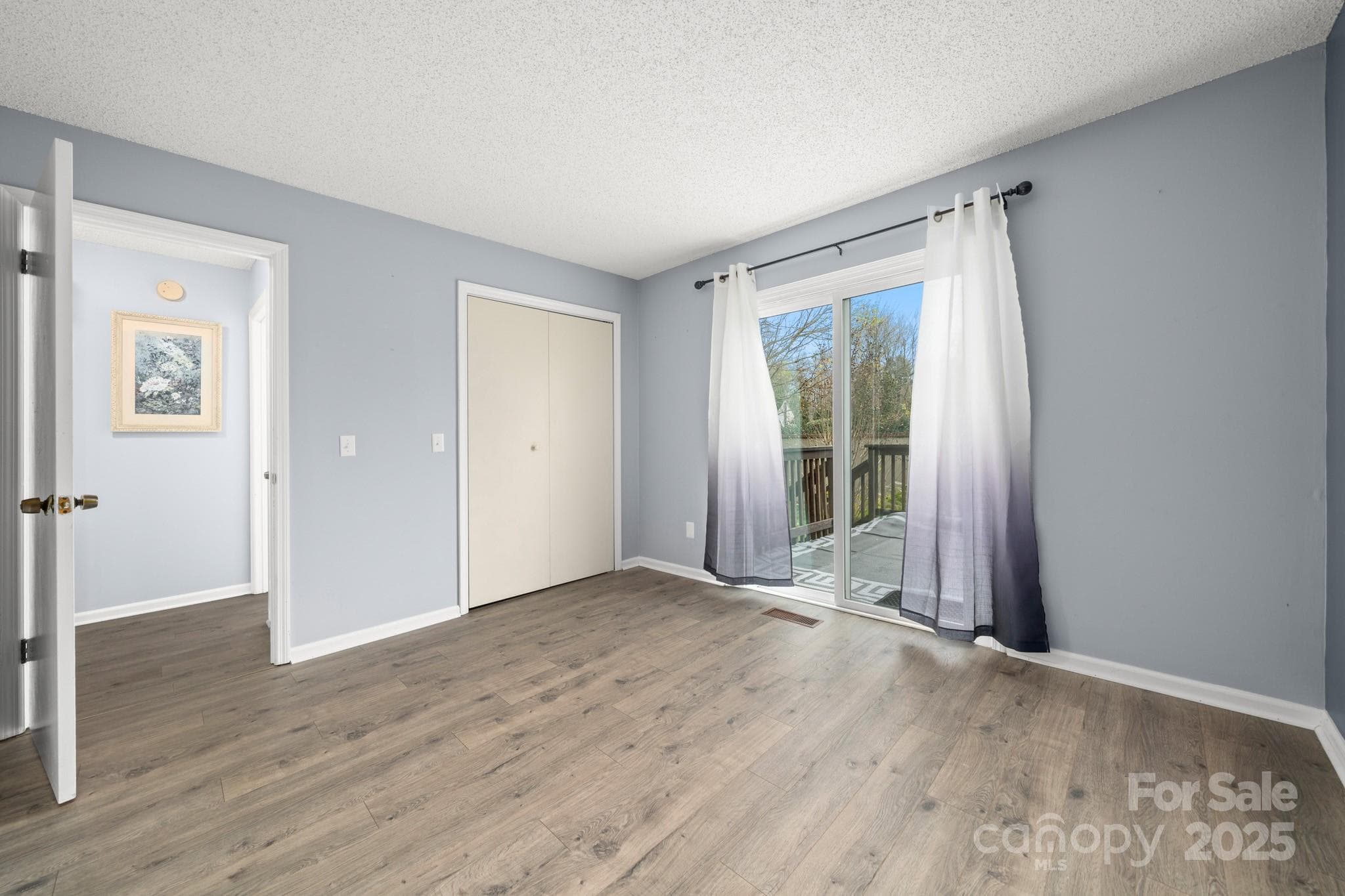 Guest BR - 27 Capri Lane, Hendersonville