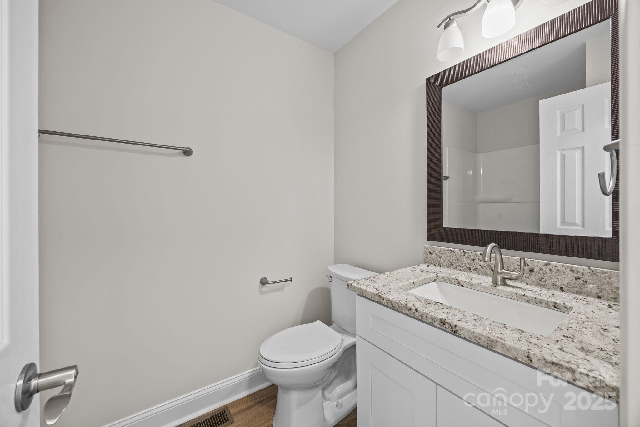 Bath- Granite counter tops - 1280 N Shaver Street, Salisbury