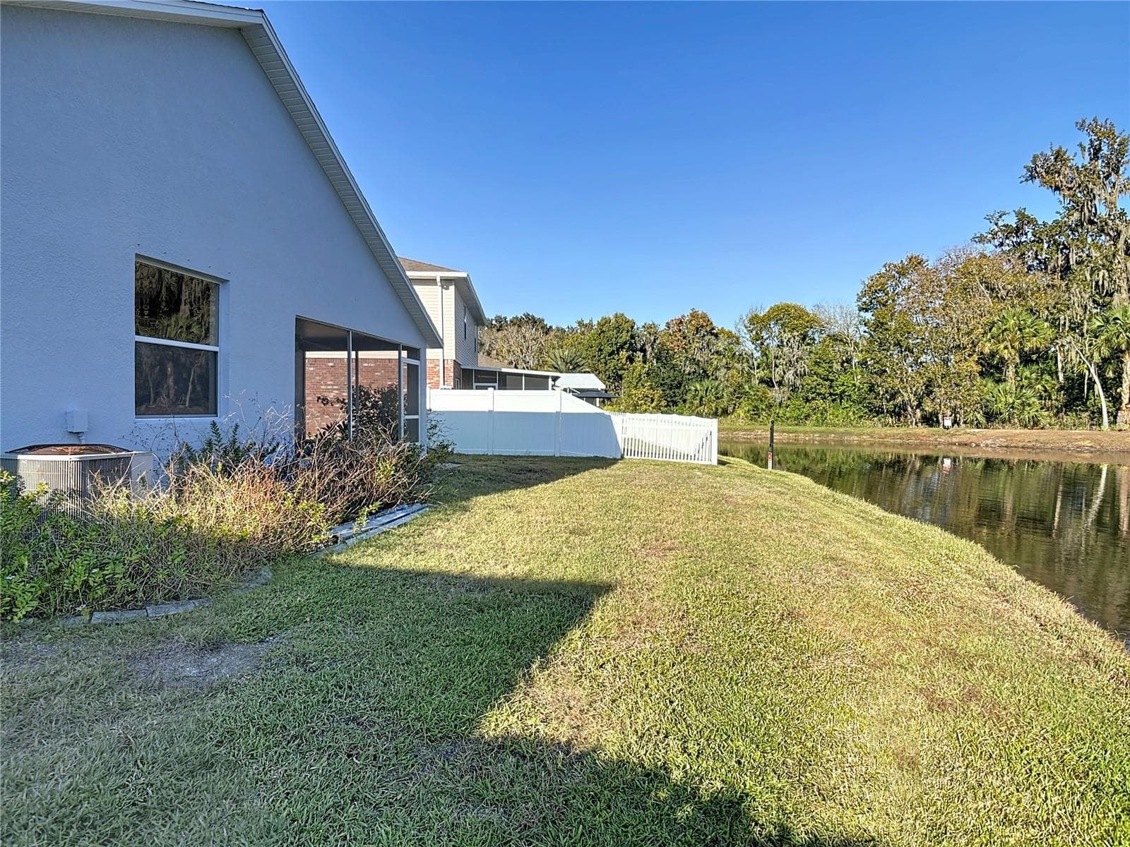 Single Family Residence at 530 CORAL TRACE BLVD, EDGEWATER, photo 11 of 61
