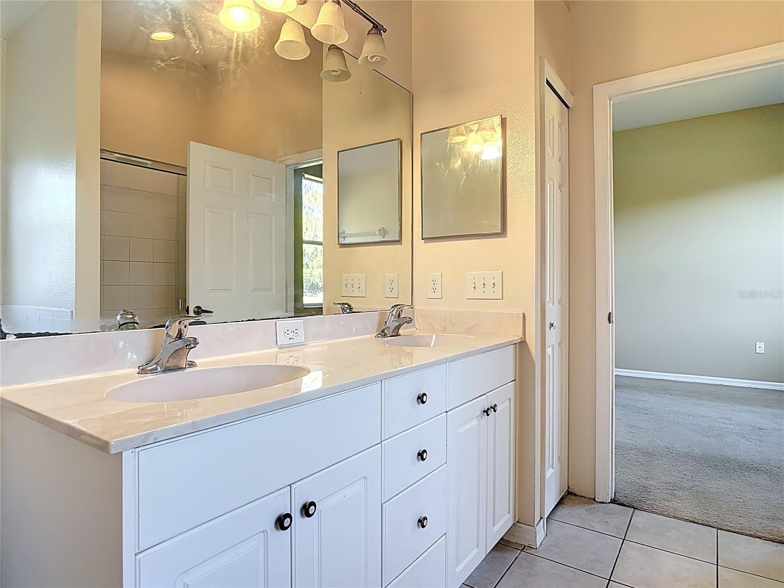 Single Family Residence at 530 CORAL TRACE BLVD, EDGEWATER, photo 24 of 61