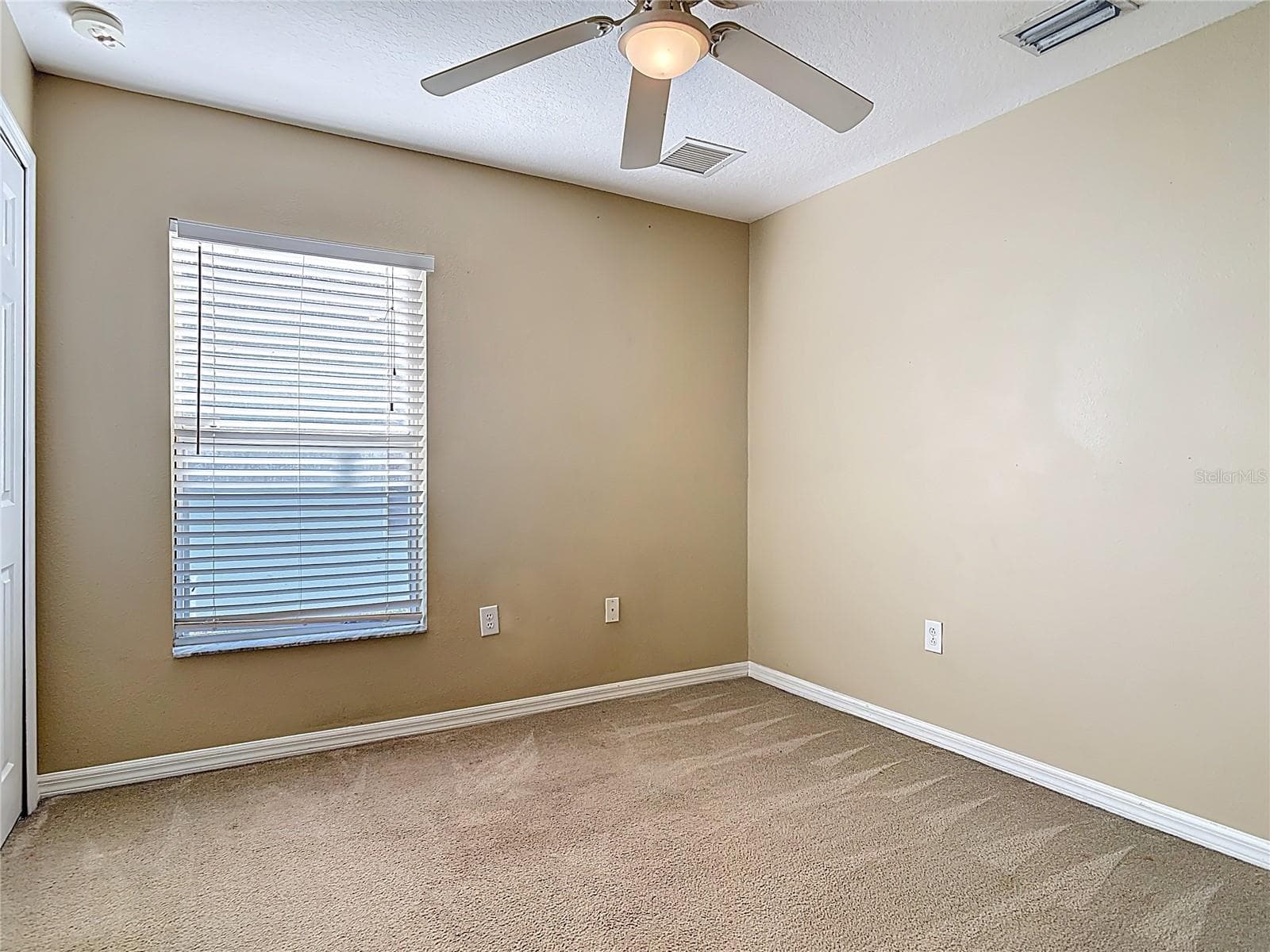 Single Family Residence at 530 CORAL TRACE BLVD, EDGEWATER, photo 27 of 61