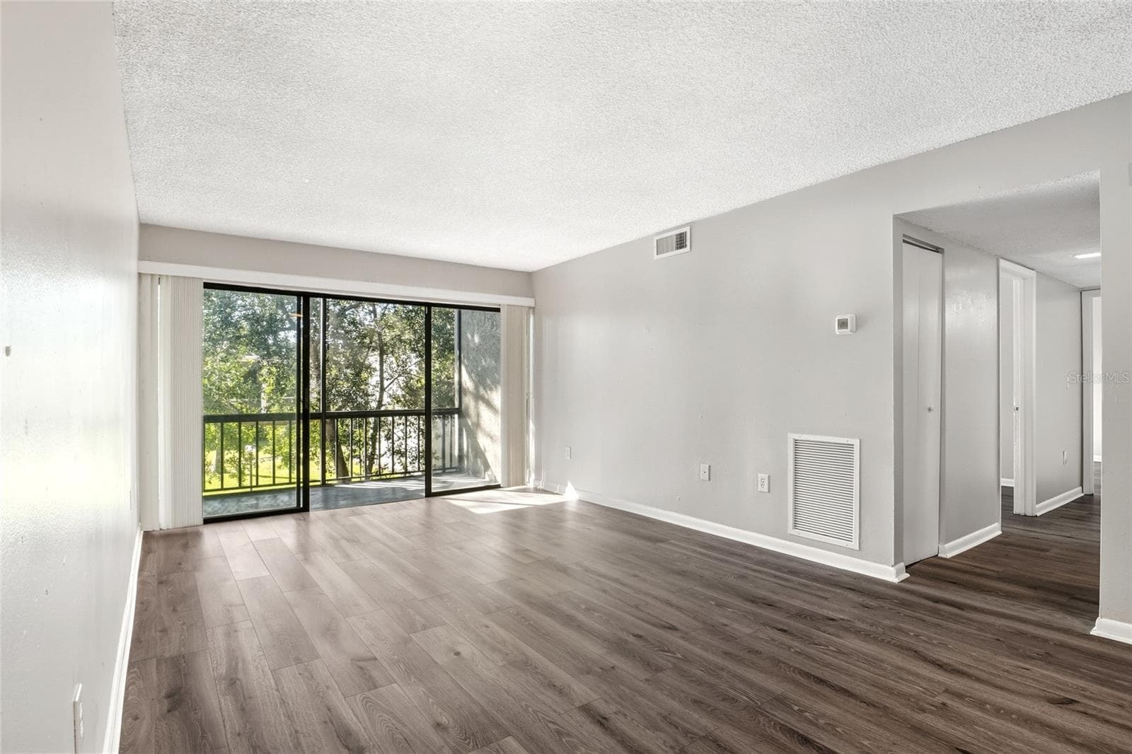 Condominium at 3236 S SEMORAN BLVD #22, ORLANDO, photo 3 of 25