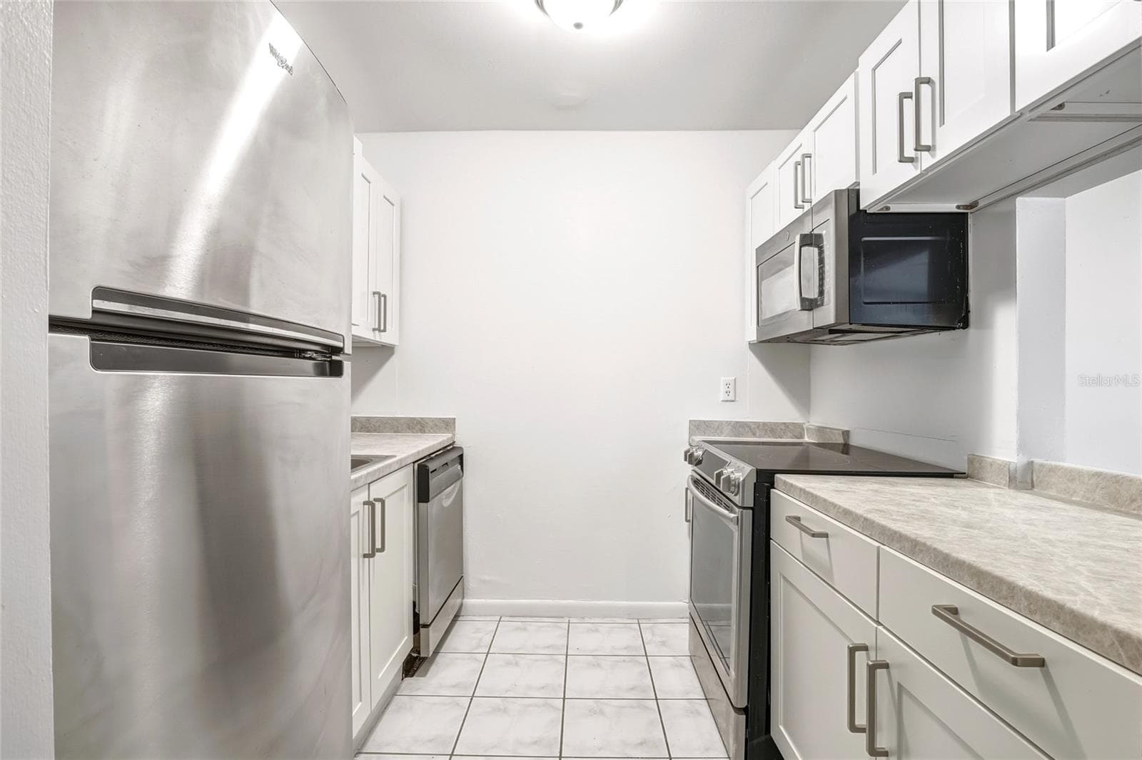 Condominium at 3236 S SEMORAN BLVD #22, ORLANDO, photo 7 of 25
