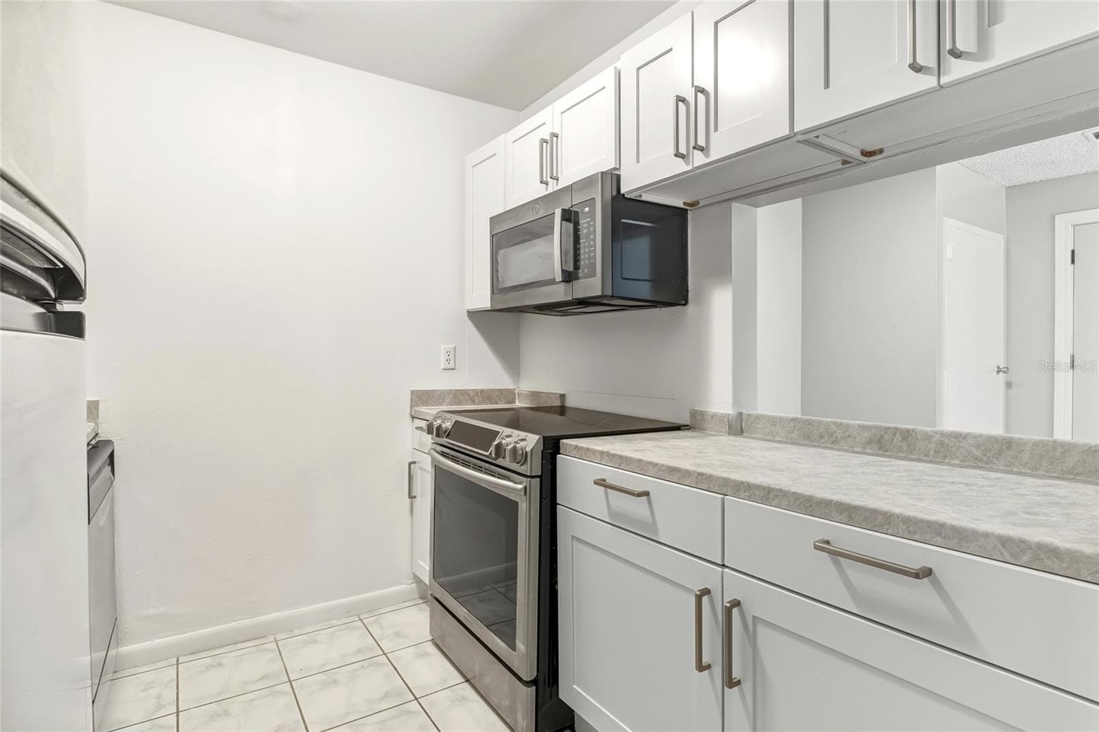 Condominium at 3236 S SEMORAN BLVD #22, ORLANDO, photo 8 of 25