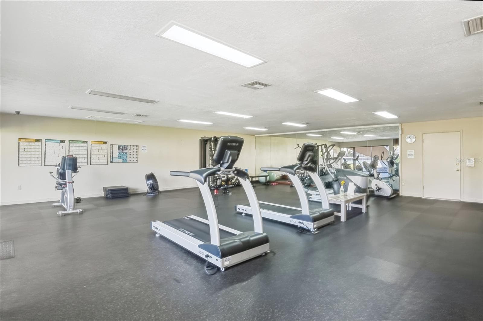 Condominium at 3236 S SEMORAN BLVD #22, ORLANDO, photo 23 of 25