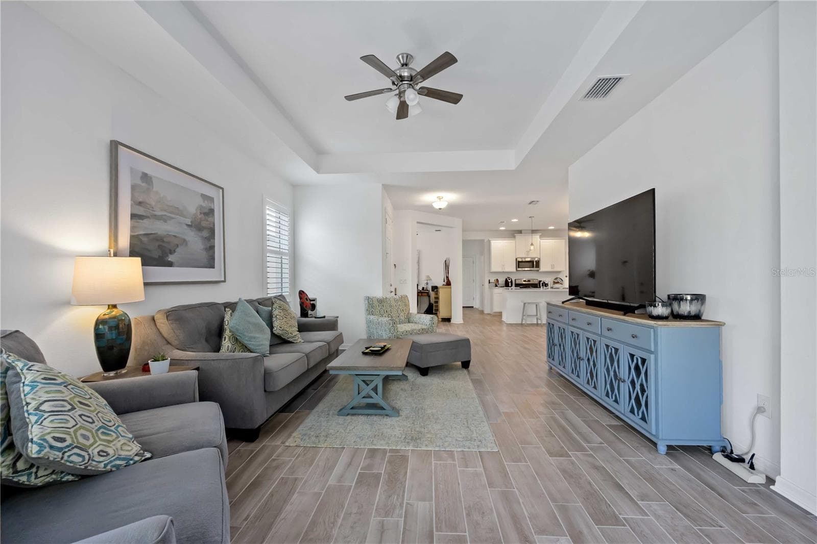 Villa at 6081 AMBERLY DR, BRADENTON, photo 8 of 30