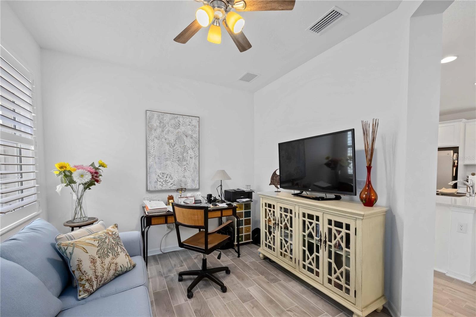 Villa at 6081 AMBERLY DR, BRADENTON, photo 12 of 30