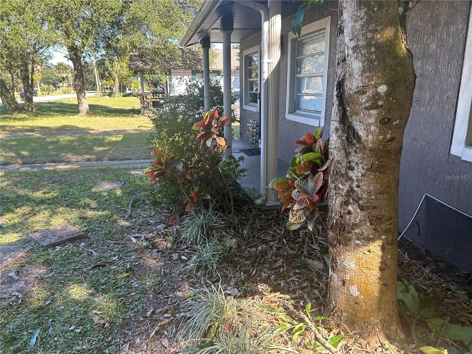 Single Family Residence at 1121 ORANGE AVE, SANFORD, photo 4 of 35