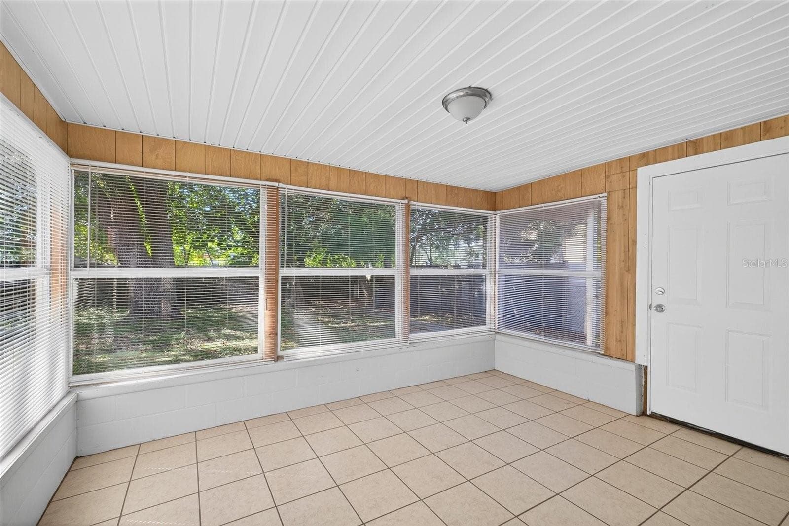 Single Family Residence at 11015 MARTHA AVE, PORT RICHEY, photo 14 of 33