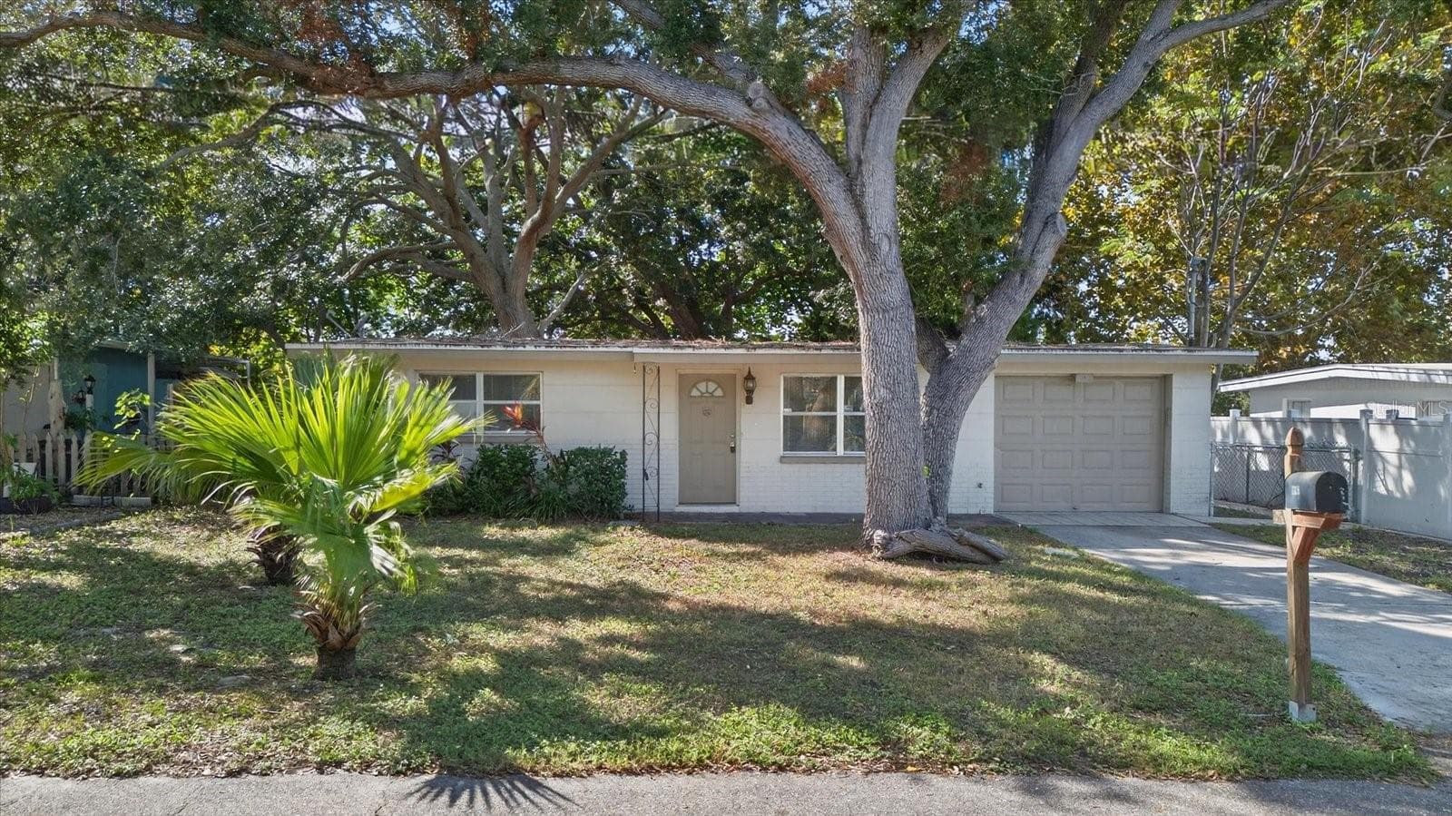 Single Family Residence at 11015 MARTHA AVE, PORT RICHEY, photo 25 of 33