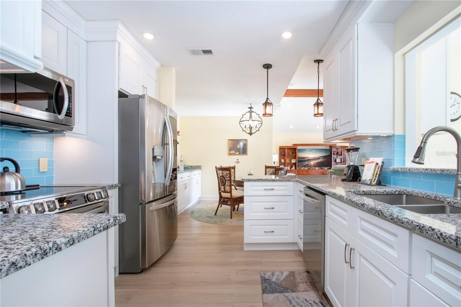 Kitchen - 2016 E VIEW DR, SUN CITY CENTER