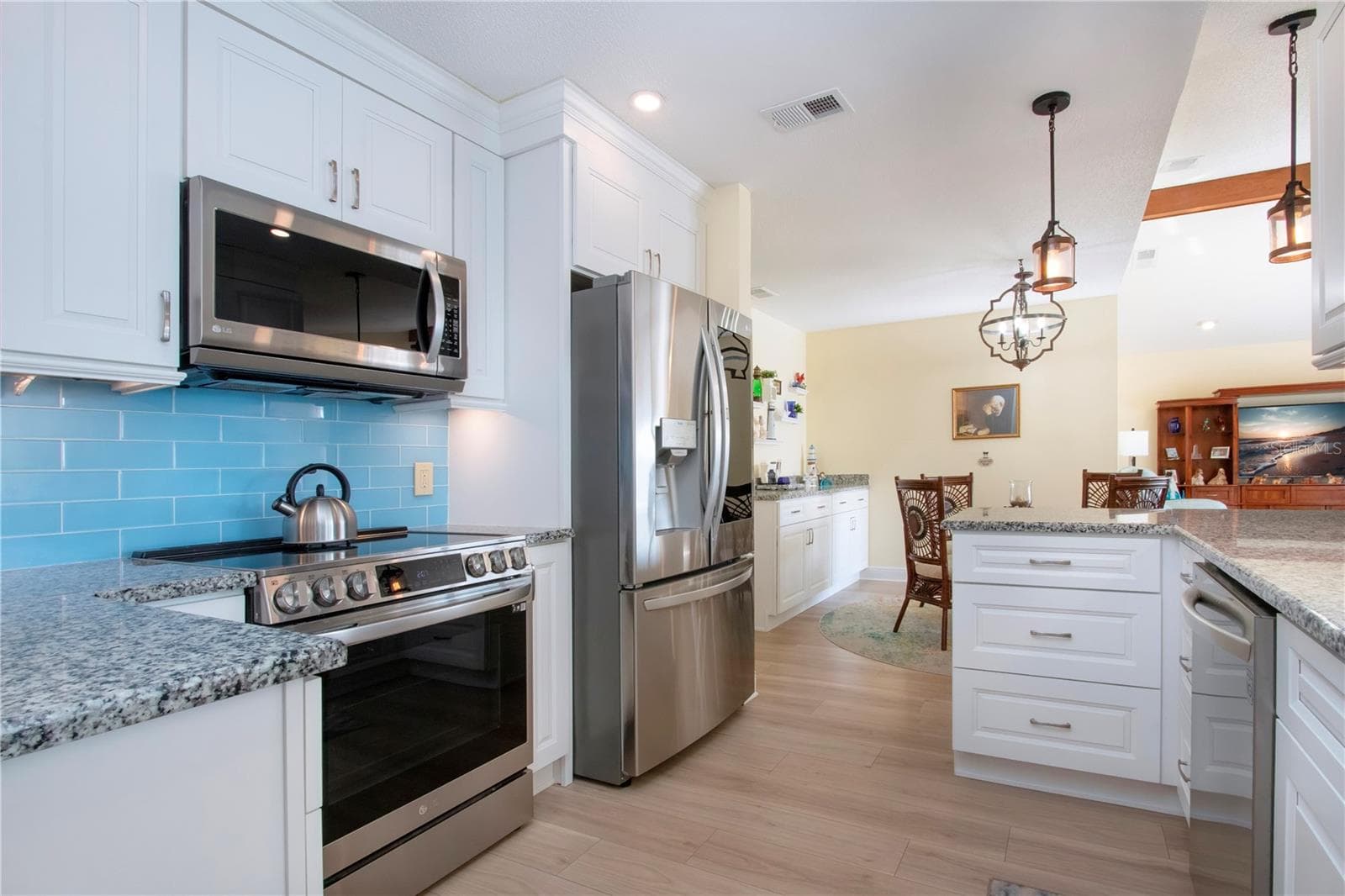 Kitchen - 2016 E VIEW DR, SUN CITY CENTER